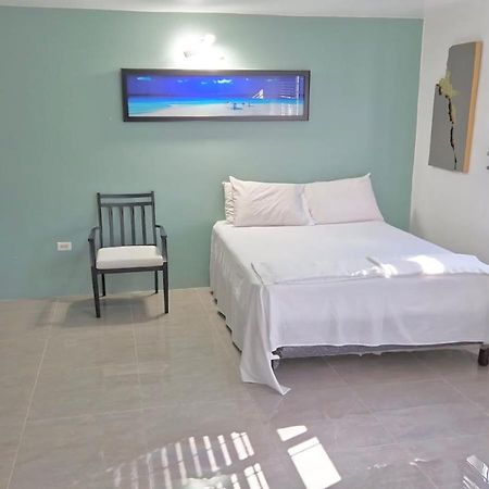 Amharic Hotel Kingston Bagian luar foto