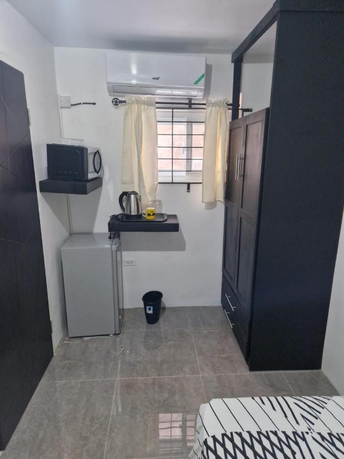 Amharic Hotel Kingston Bagian luar foto